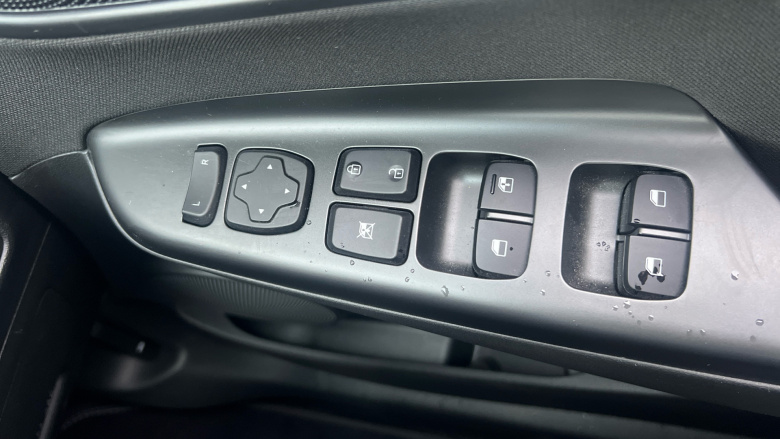 Hyundai Kona 1.0 TGDi 48V MHEV SE Connect 5dr Petrol Hatchback